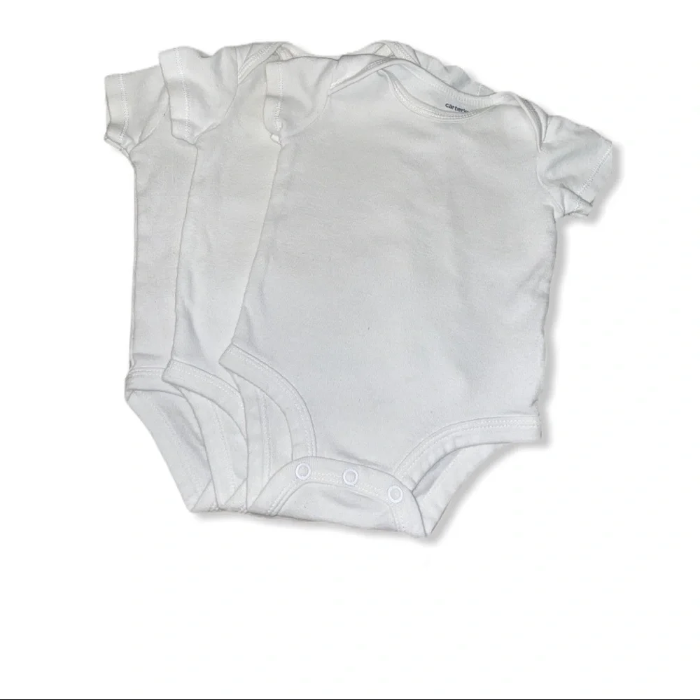 Carter’s Onesies. White 3M